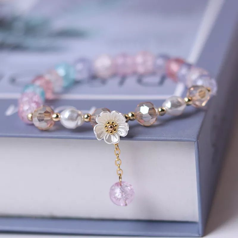 PearlBloom Charm Bracelet: Fashionable Friendship Jewel - Oba Buy